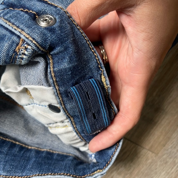 Gap distressed little kid skinny jeans - Picture 5 of 7